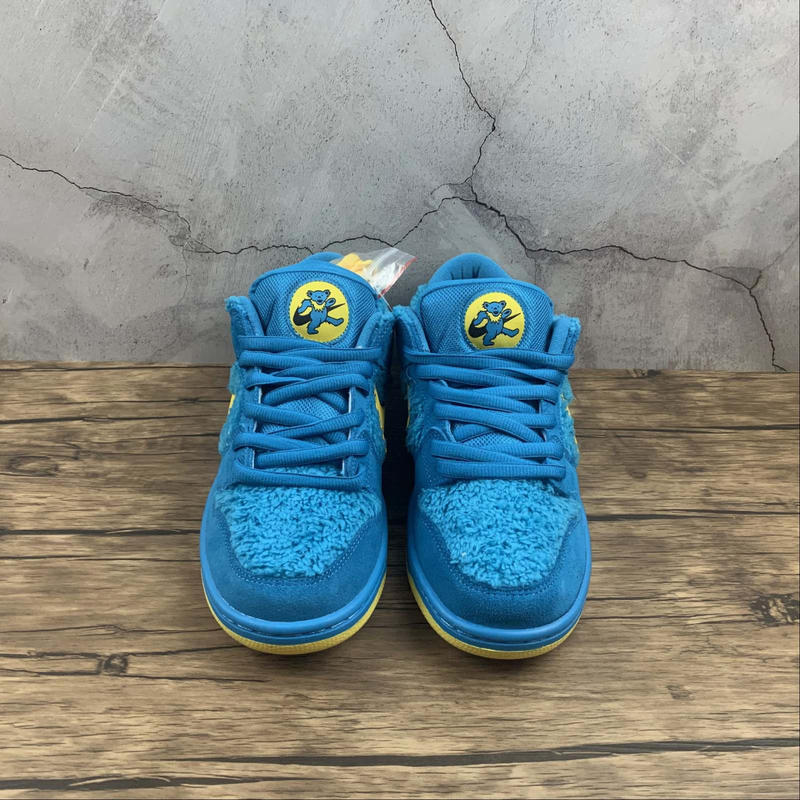 Dunk Low SB Grateful Dead Bears Blue