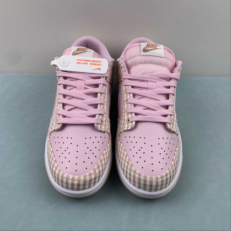 Dunk Low Pink Gingham