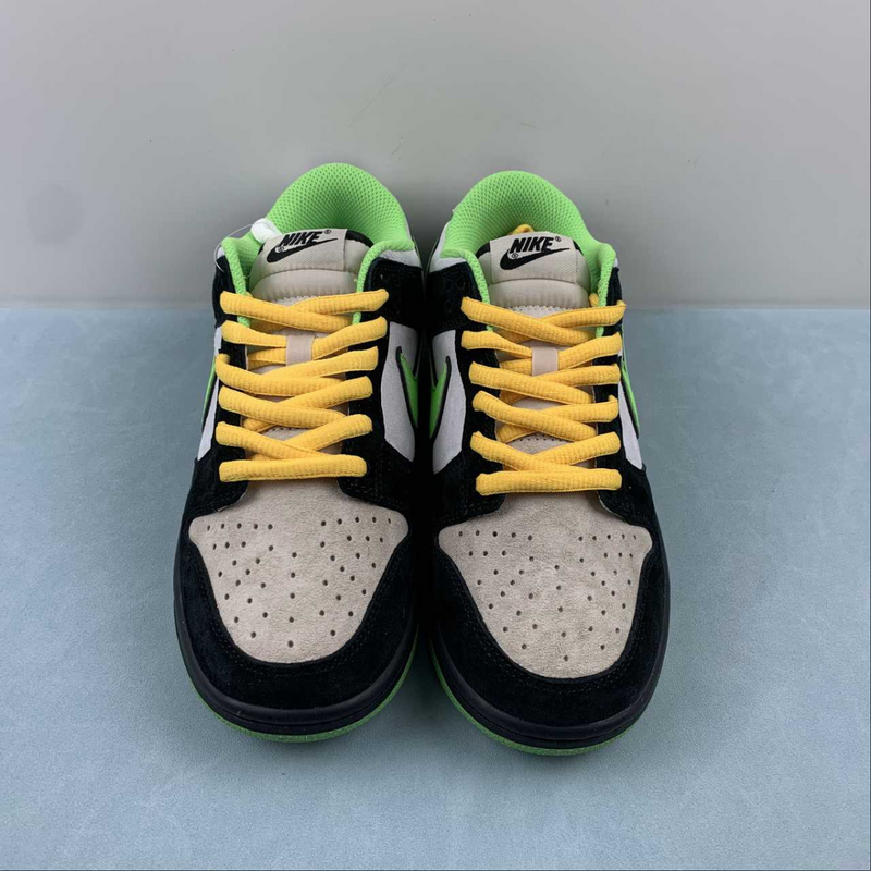 Dunk Low x The Powerpuff Girls Black Green White