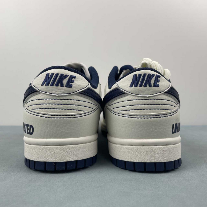 Dunk Low Undefeated Blue