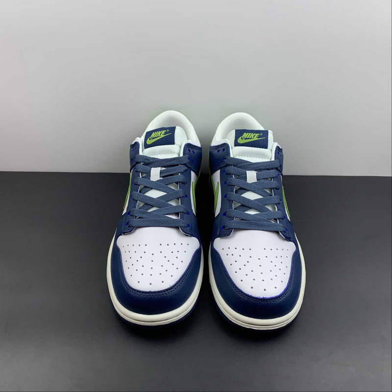 Dunk Low Obsidian Vintage Green