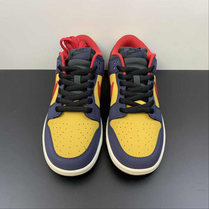 Dunk Low Snow Beach