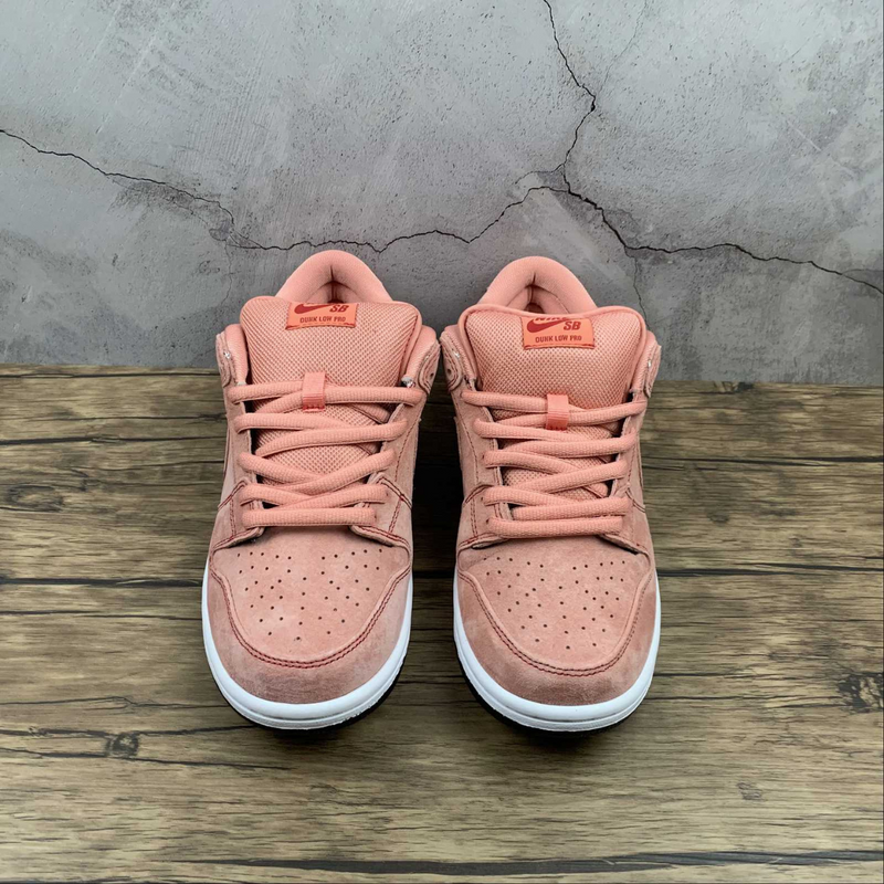 Dunk Low SB Pink Pig