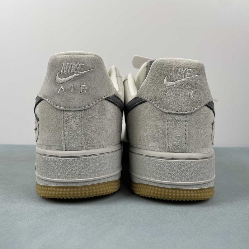 Air Force Smile Grey