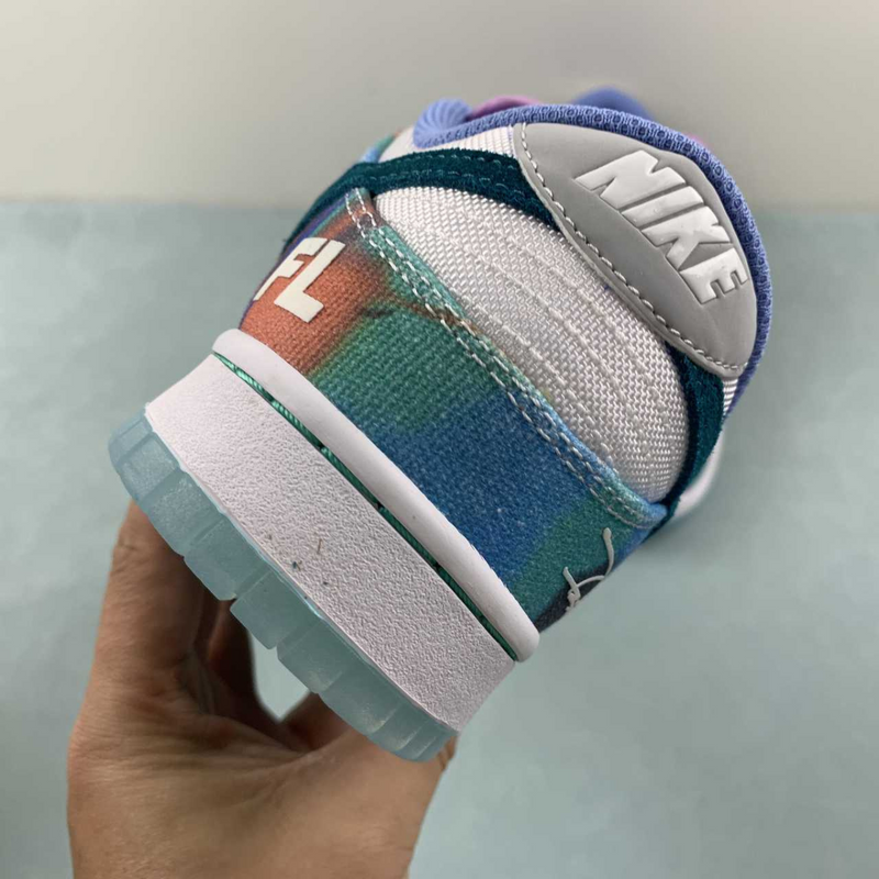 Futura Laboratories X SB Dunk Low "Bleached Aqua"