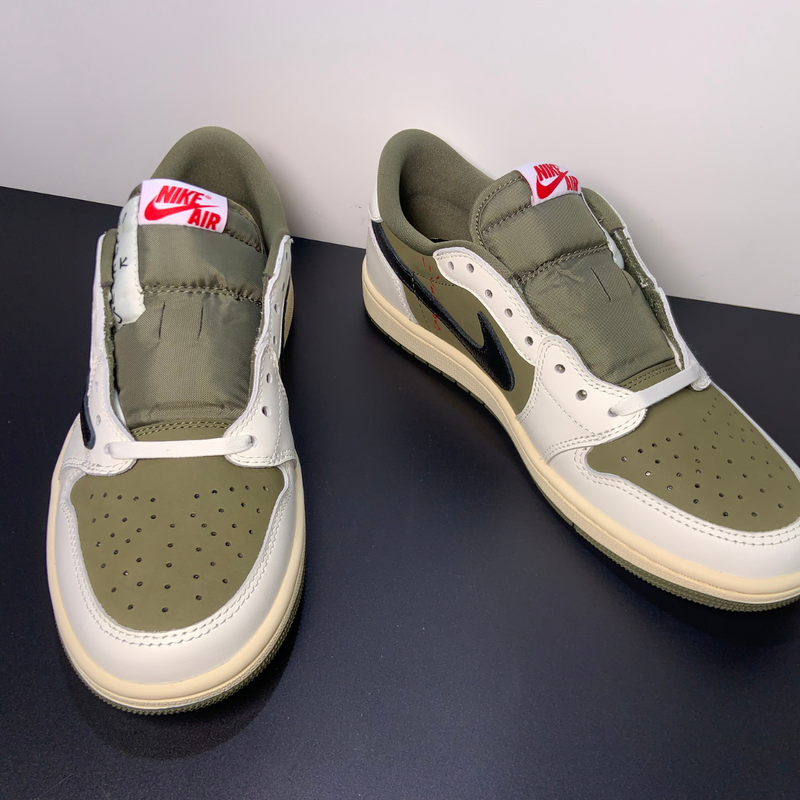 Travis Scott x Air Jordan 1 Low OG Medium Olive