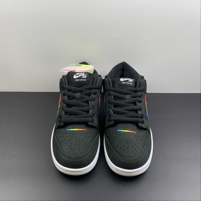 Dunk Low SB Polaroid