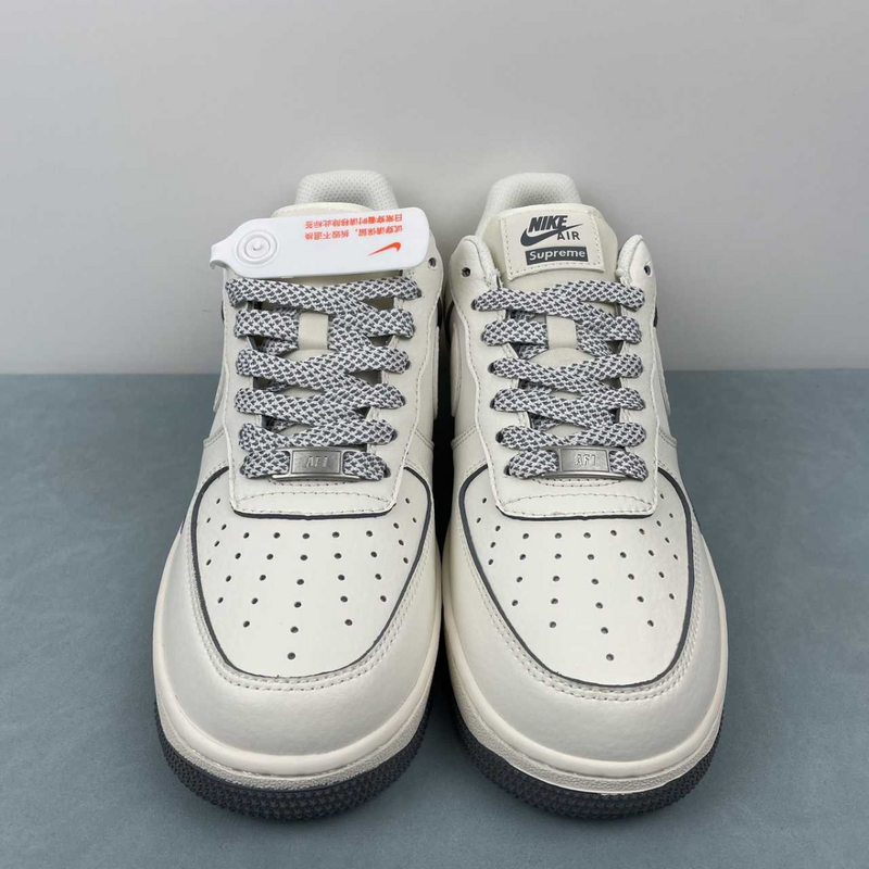 Air Force Supreme The North Face White