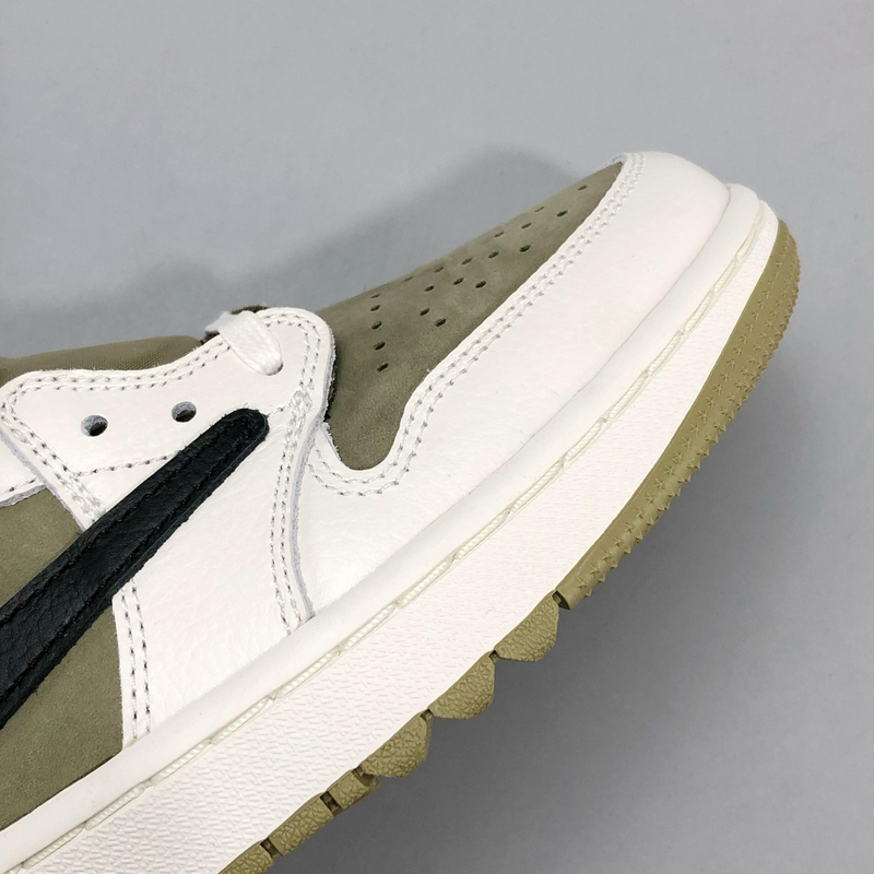 Travis Scott x Air Jordan 1 Low Golf Neutral Olive