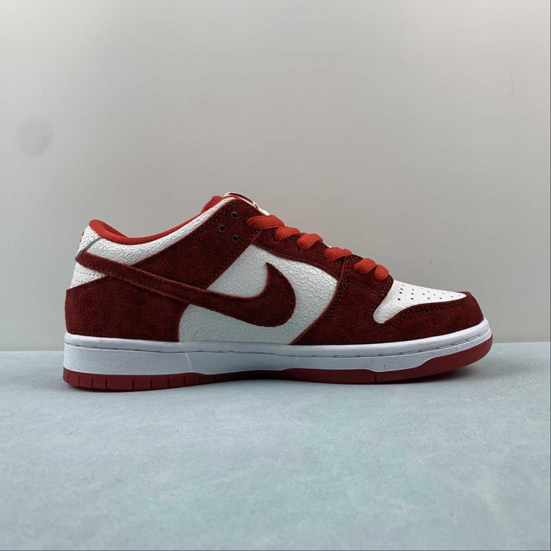 Dunk Low SB Red Ligth