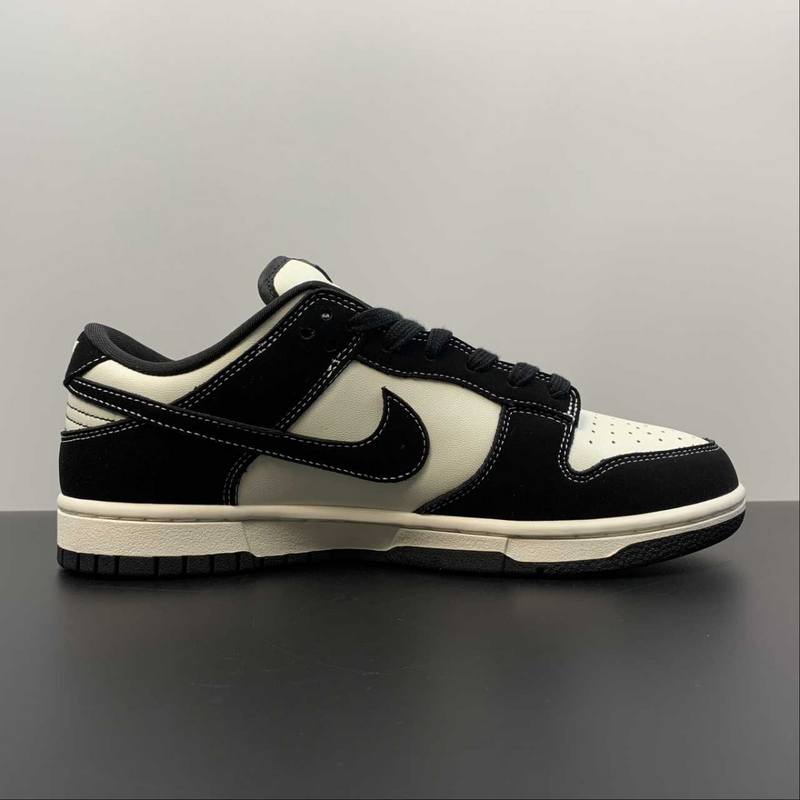 Dunk Low Black Bat