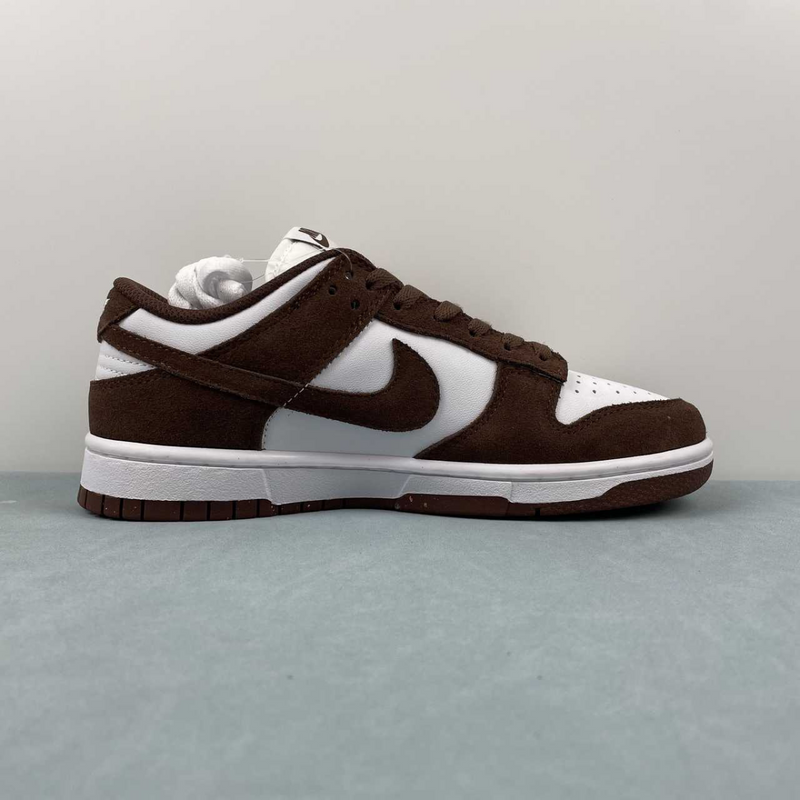 Dunk Low Brown And White