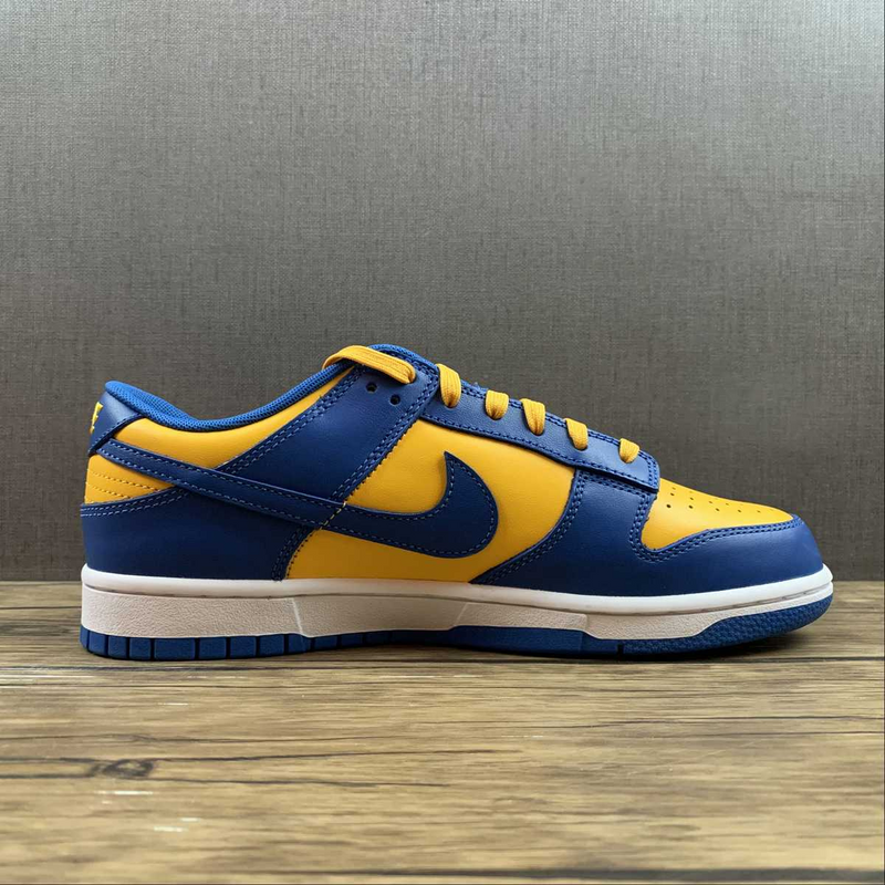 Dunk Low Spongebob