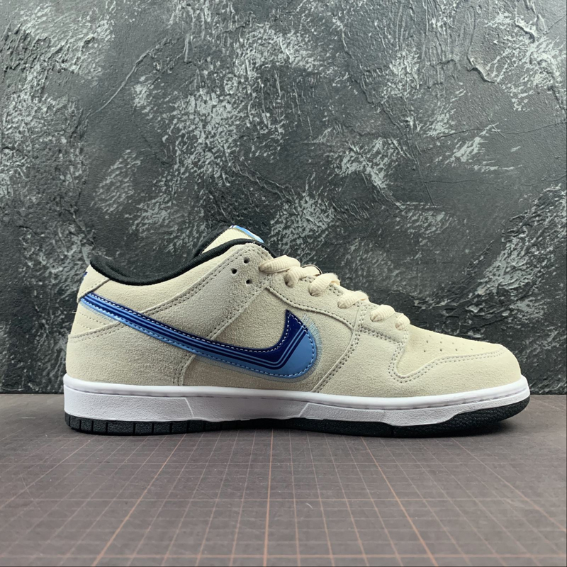 Dunk Low SB Truck It