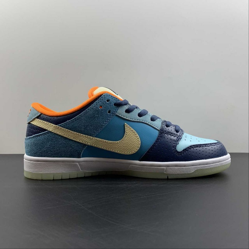 Dunk Low SB Mia Skate