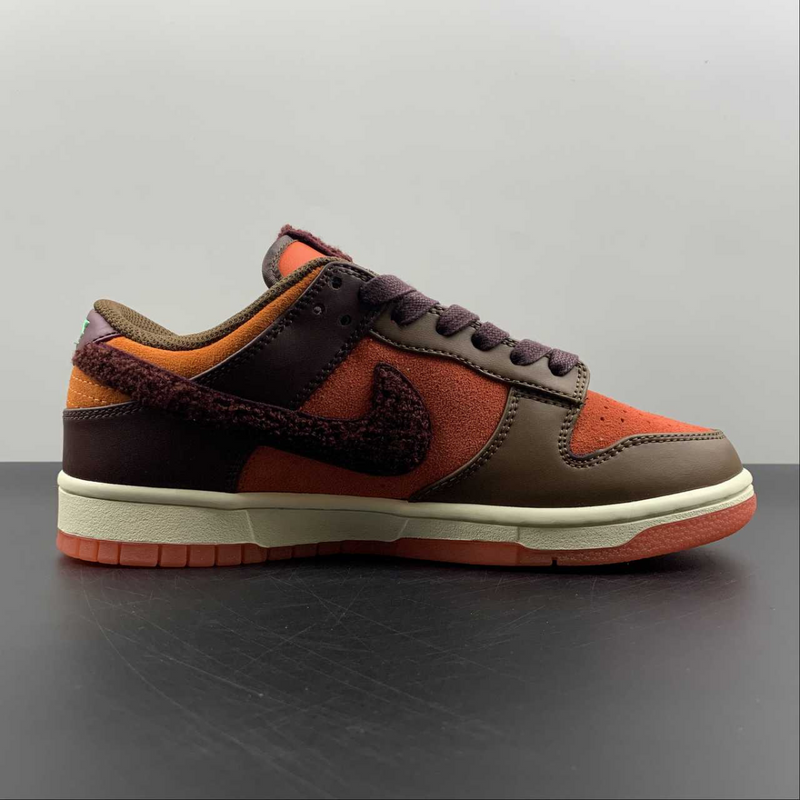 Dunk Low Rabbit Chengdu