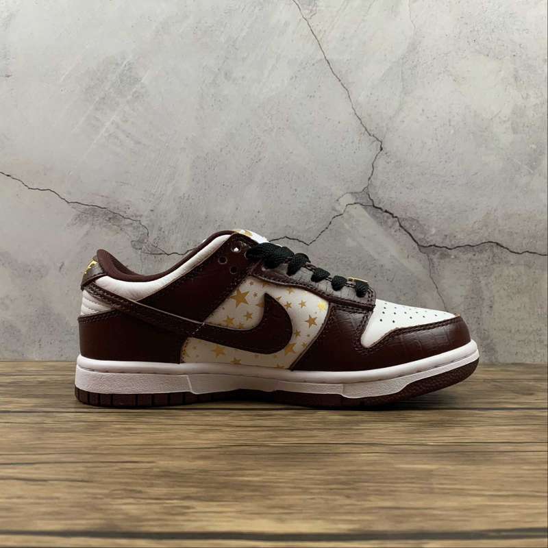 Dunk Low Supreme Stars Barkroot Brown