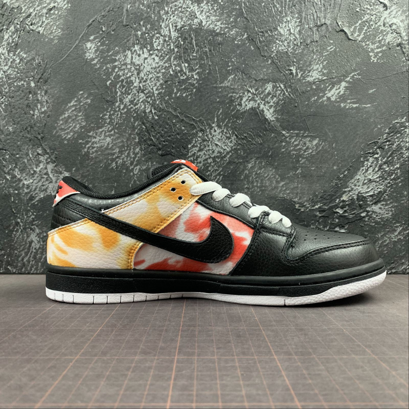 Dunk Low SB Raygun Tie-Dye Black