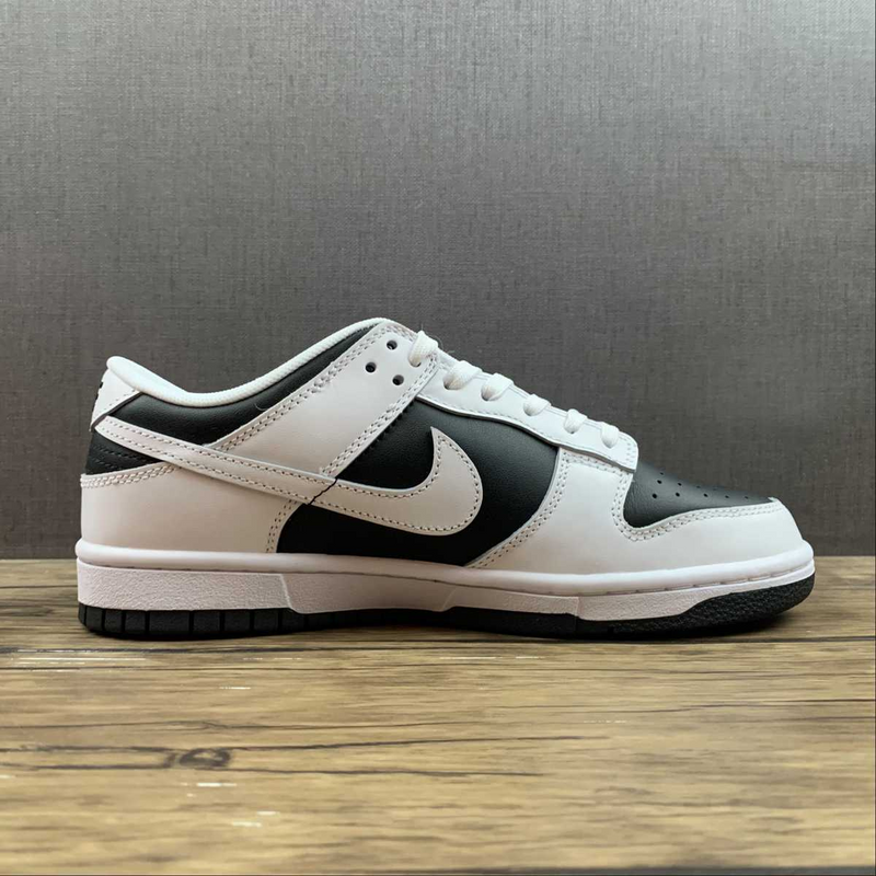 Dunk Low Reverse Panda