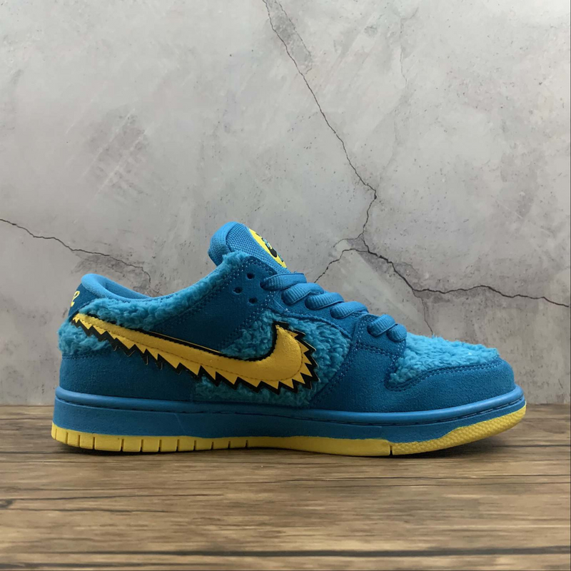 Dunk Low SB Grateful Dead Bears Blue