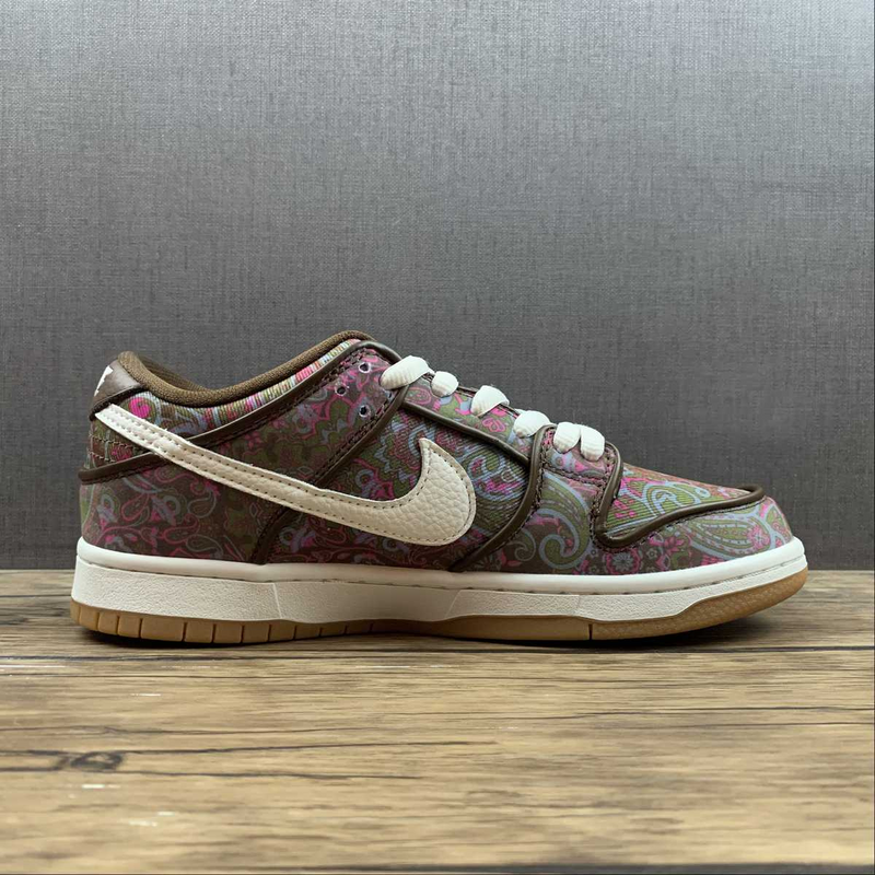 Dunk Low SB Paisley Brown