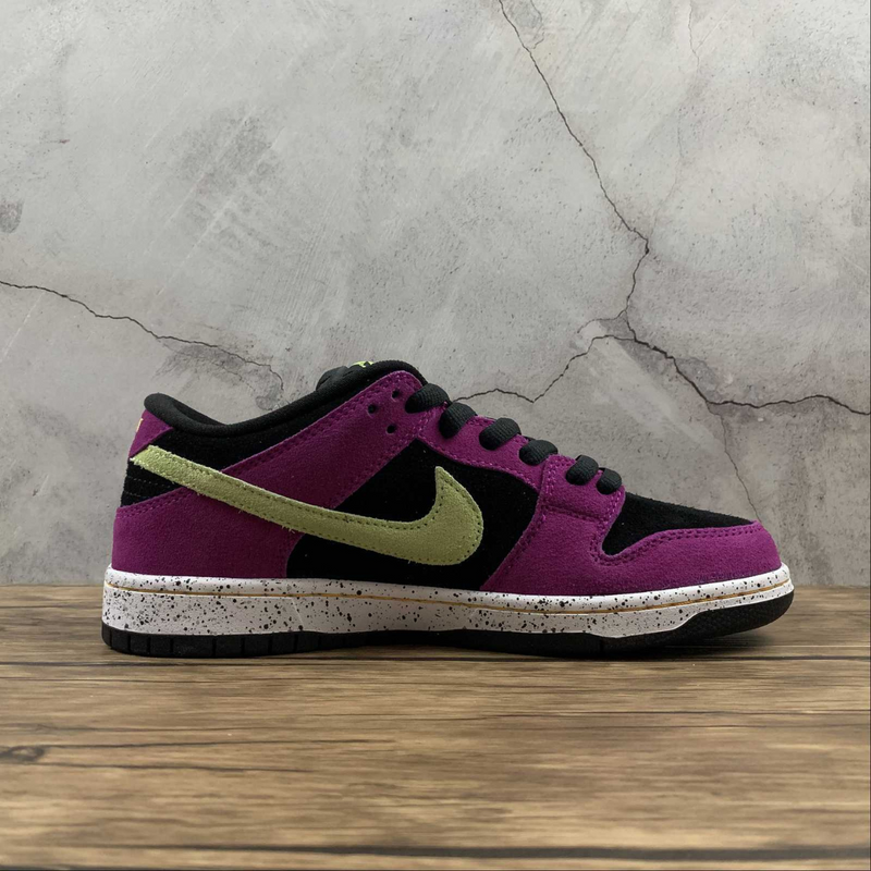 Dunk Low Pro Red Plum