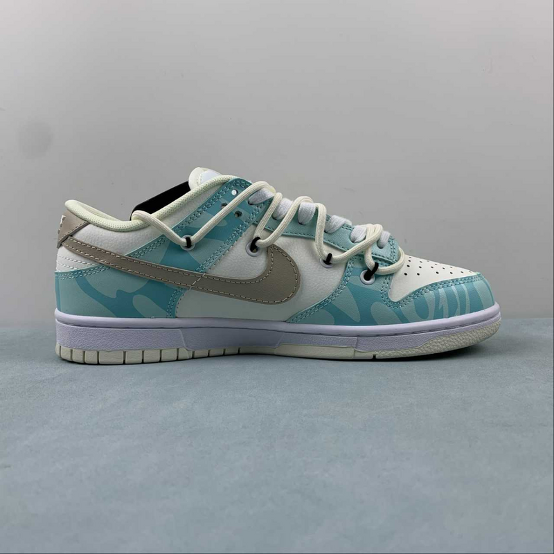 Dunk Low Lattle