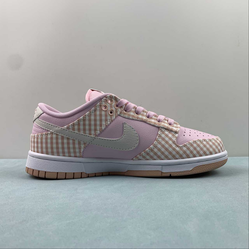 Dunk Low Pink Gingham