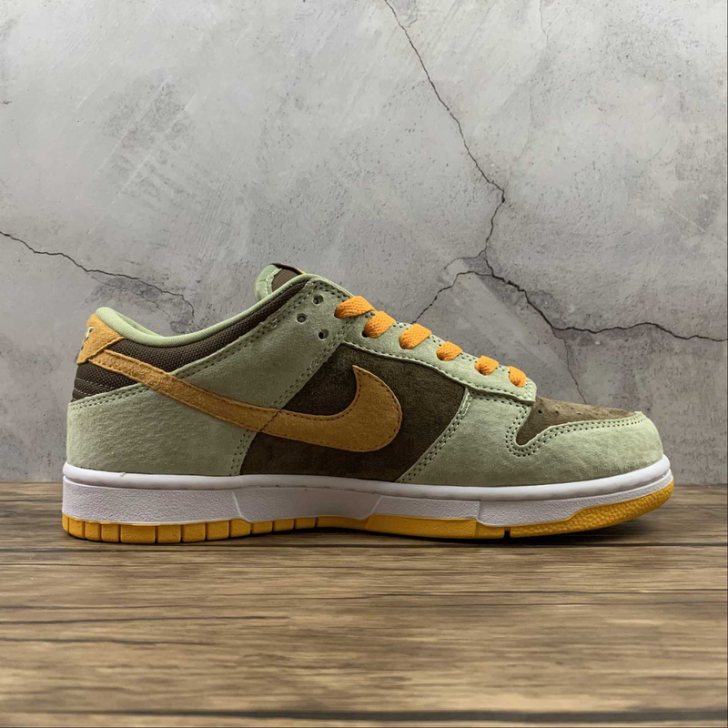 Dunk Low Dusty Olive