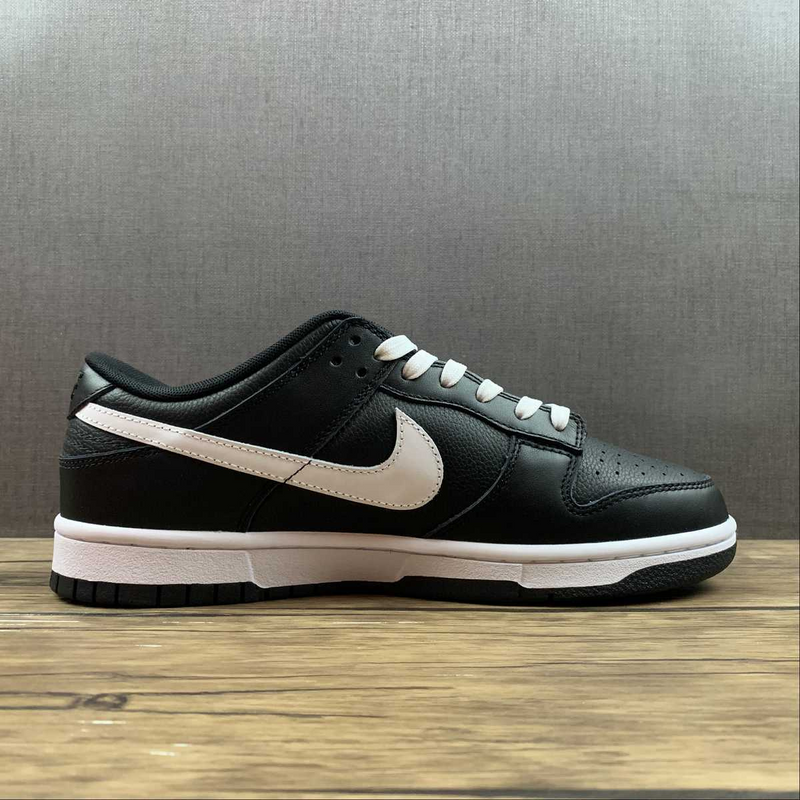 Dunk Low Black White