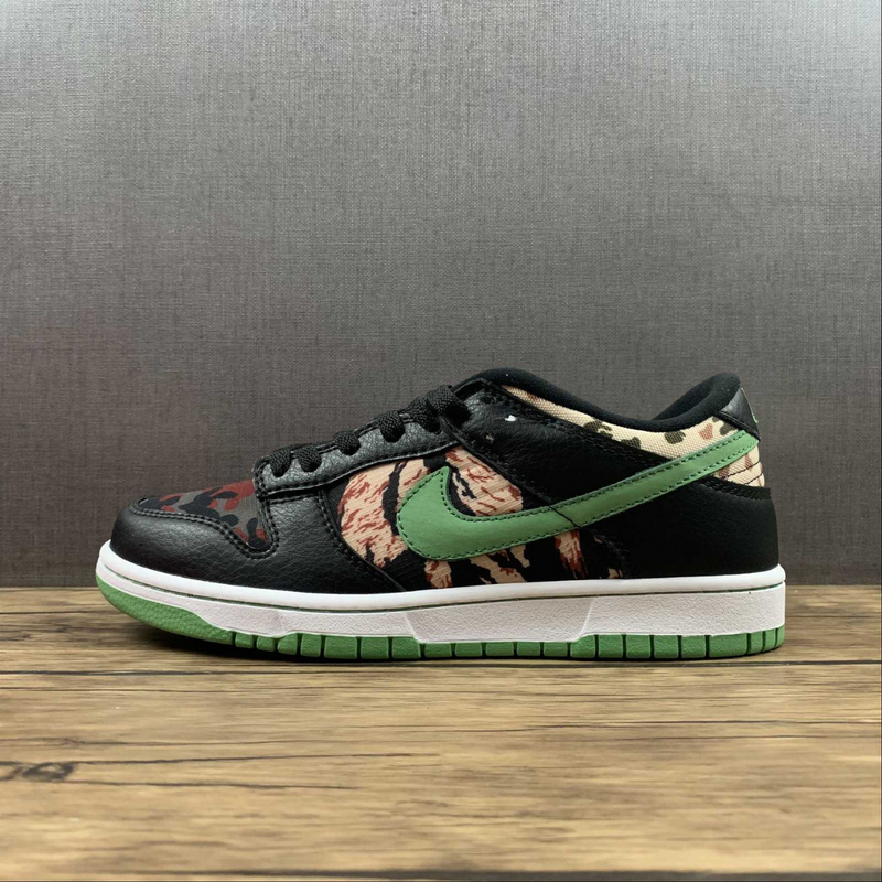 Dunk Low Crazy Camo