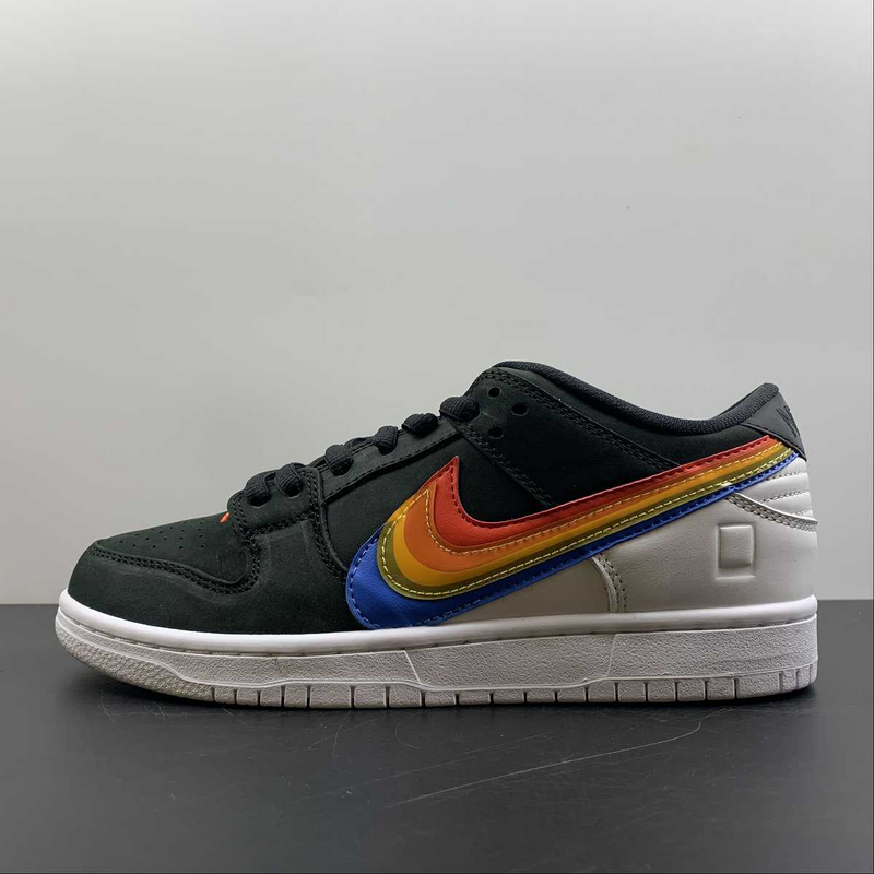 Dunk Low SB Polaroid