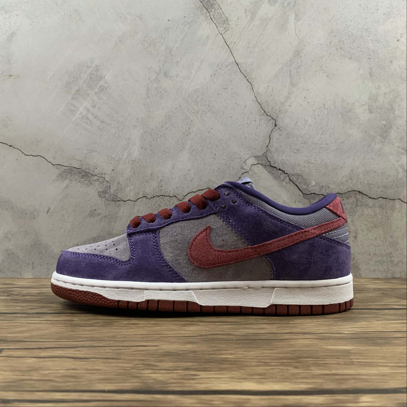 Dunk Low Plum