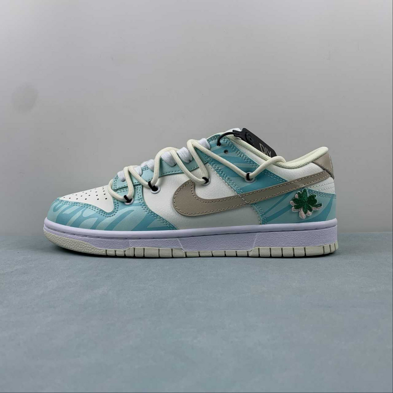 Dunk Low Lattle