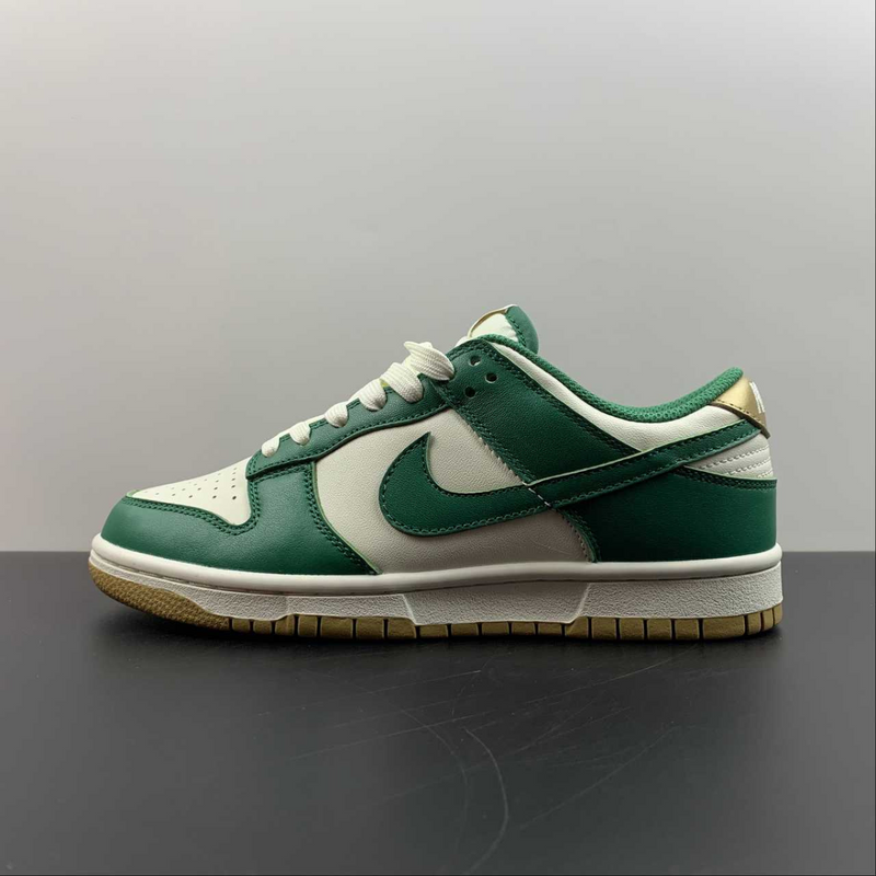 Dunk Low Malachite University