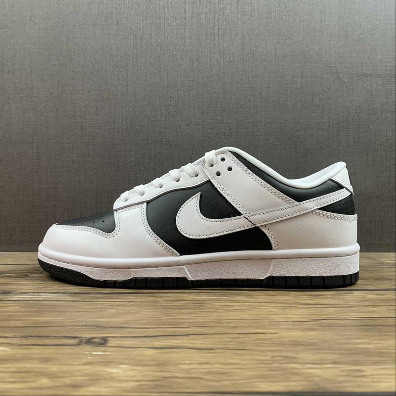 Dunk Low Reverse Panda