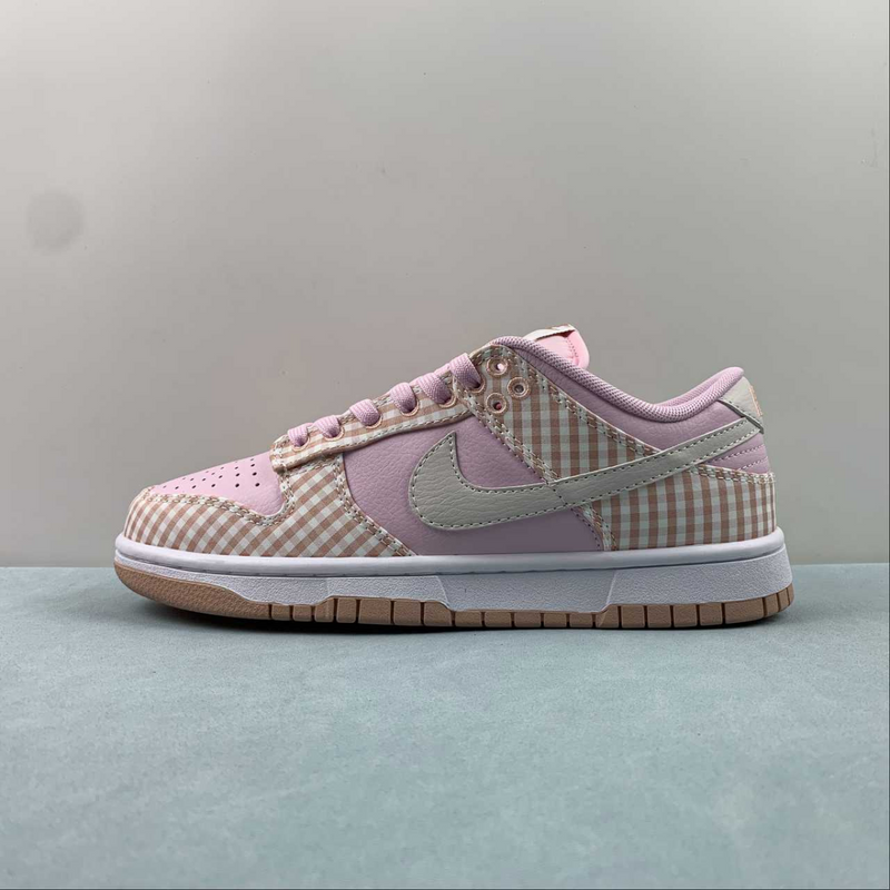 Dunk Low Pink Gingham