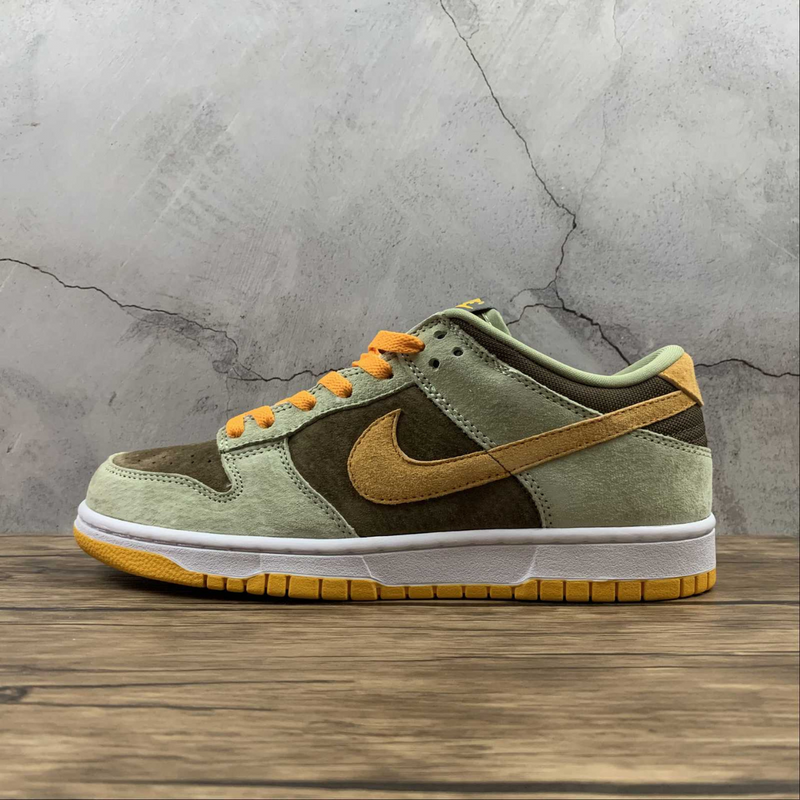 Dunk Low Dusty Olive