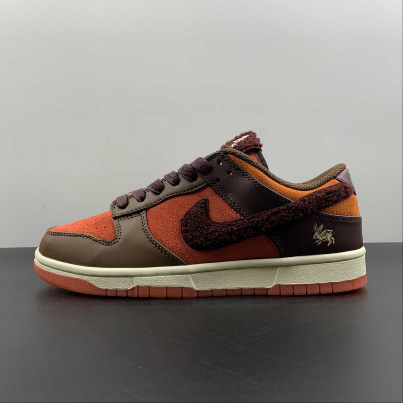 Dunk Low Rabbit Chengdu