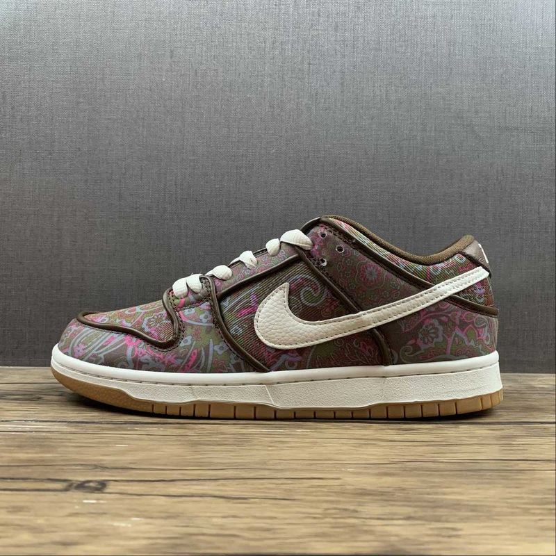 Dunk Low SB Paisley Brown