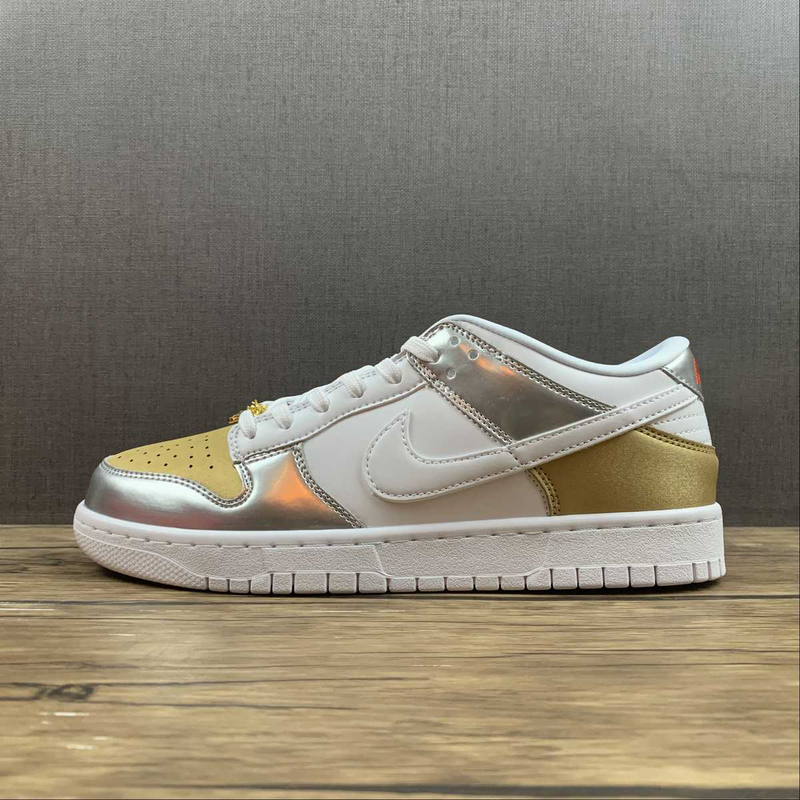 Dunk Low Silver Gold Metallic