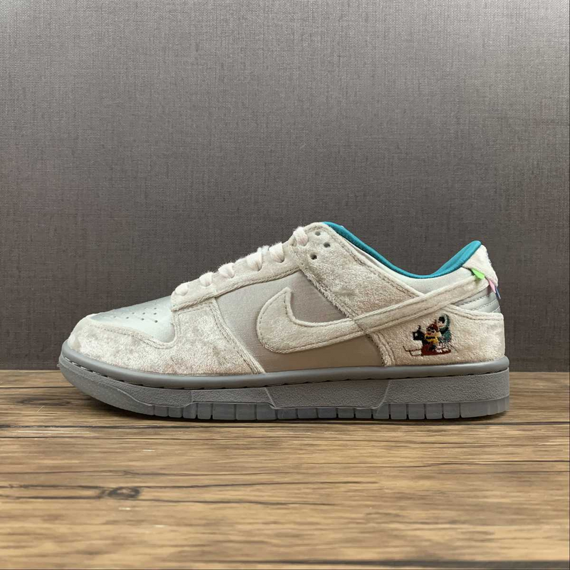 Dunk Low Ice