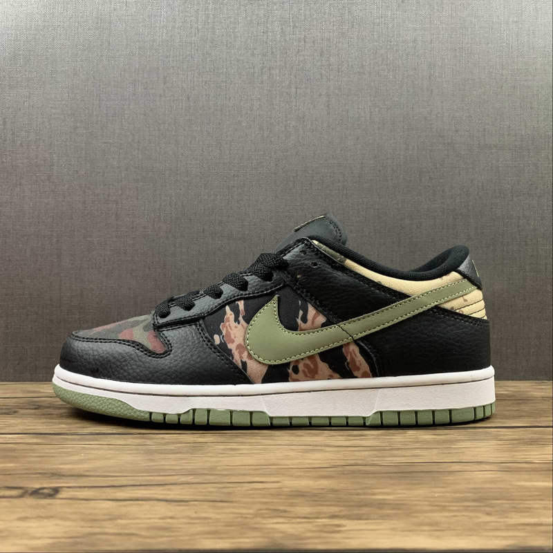 Dunk Low Camo Limited Edition