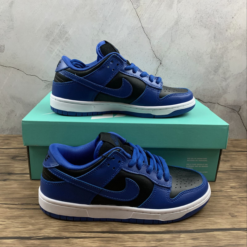 Dunk Low SB Retro Hyper Cobalt