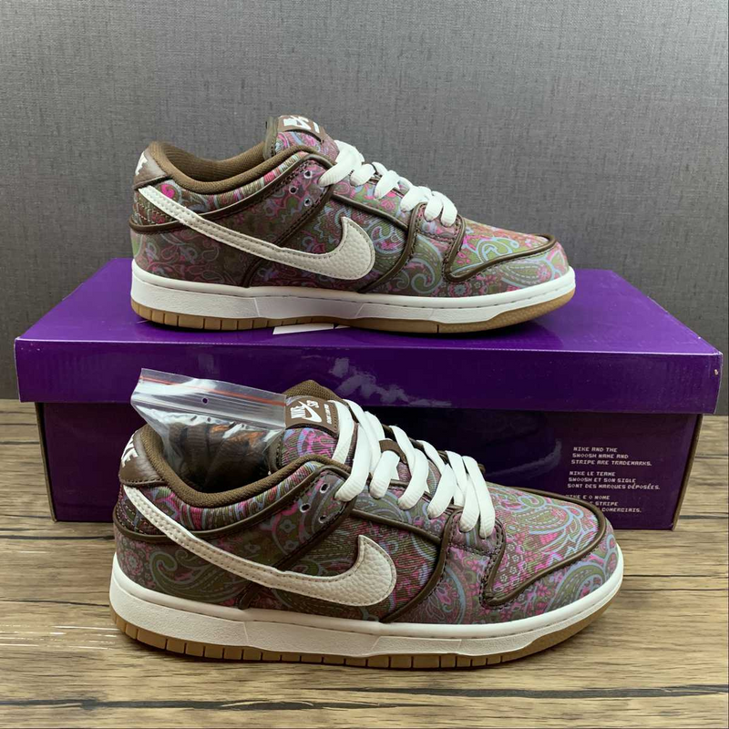 Dunk Low SB Paisley Brown