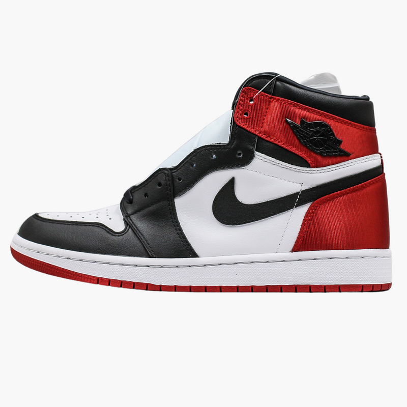 Air Jordan 1 Retro High Satin Black Toe