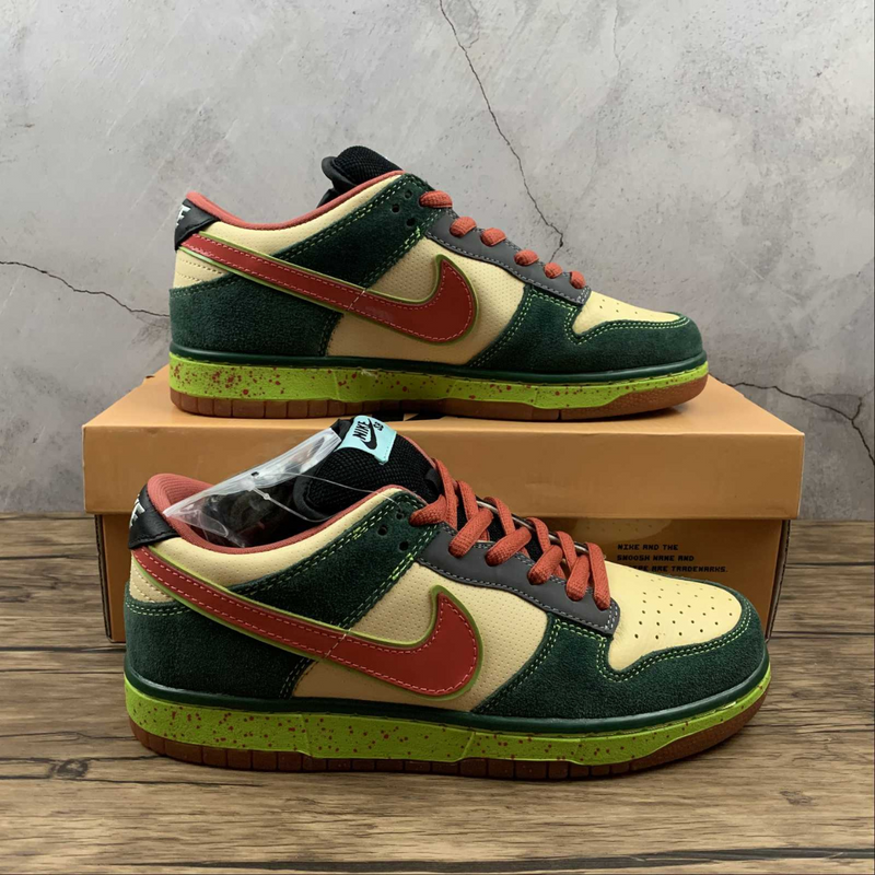 Dunk Low Premium Mosquito