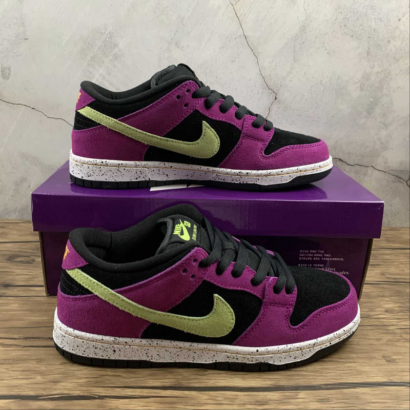 Dunk Low Pro Red Plum