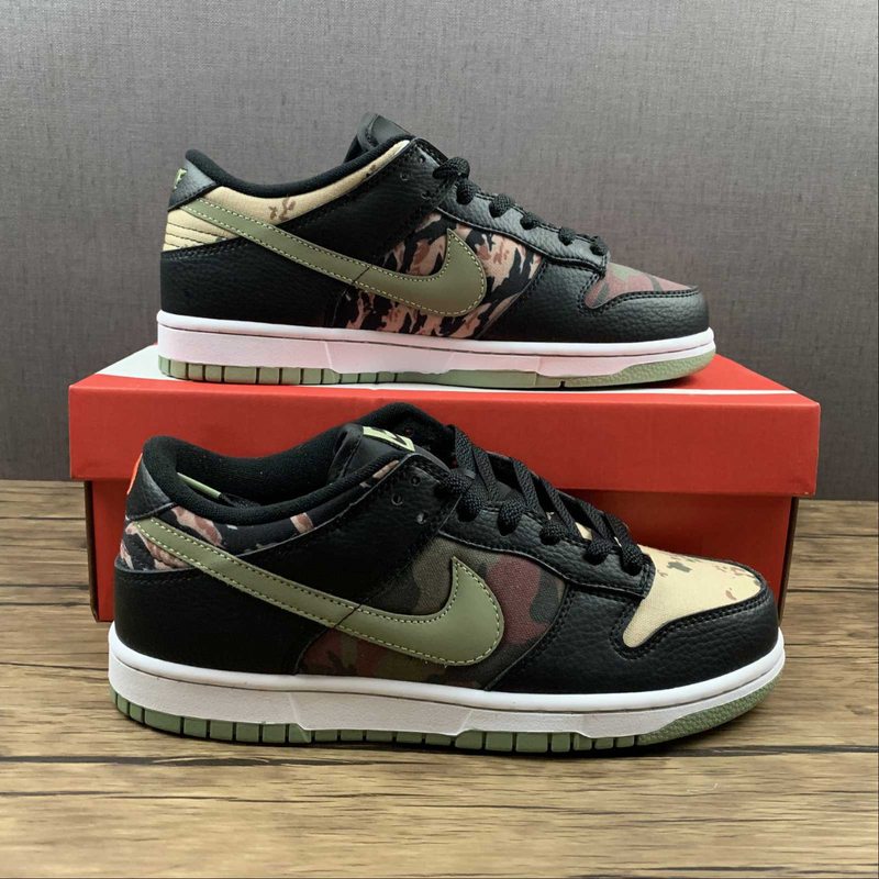 Dunk Low Camo Limited Edition