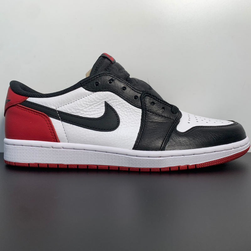 Air Jordan 1 Low Black Toe